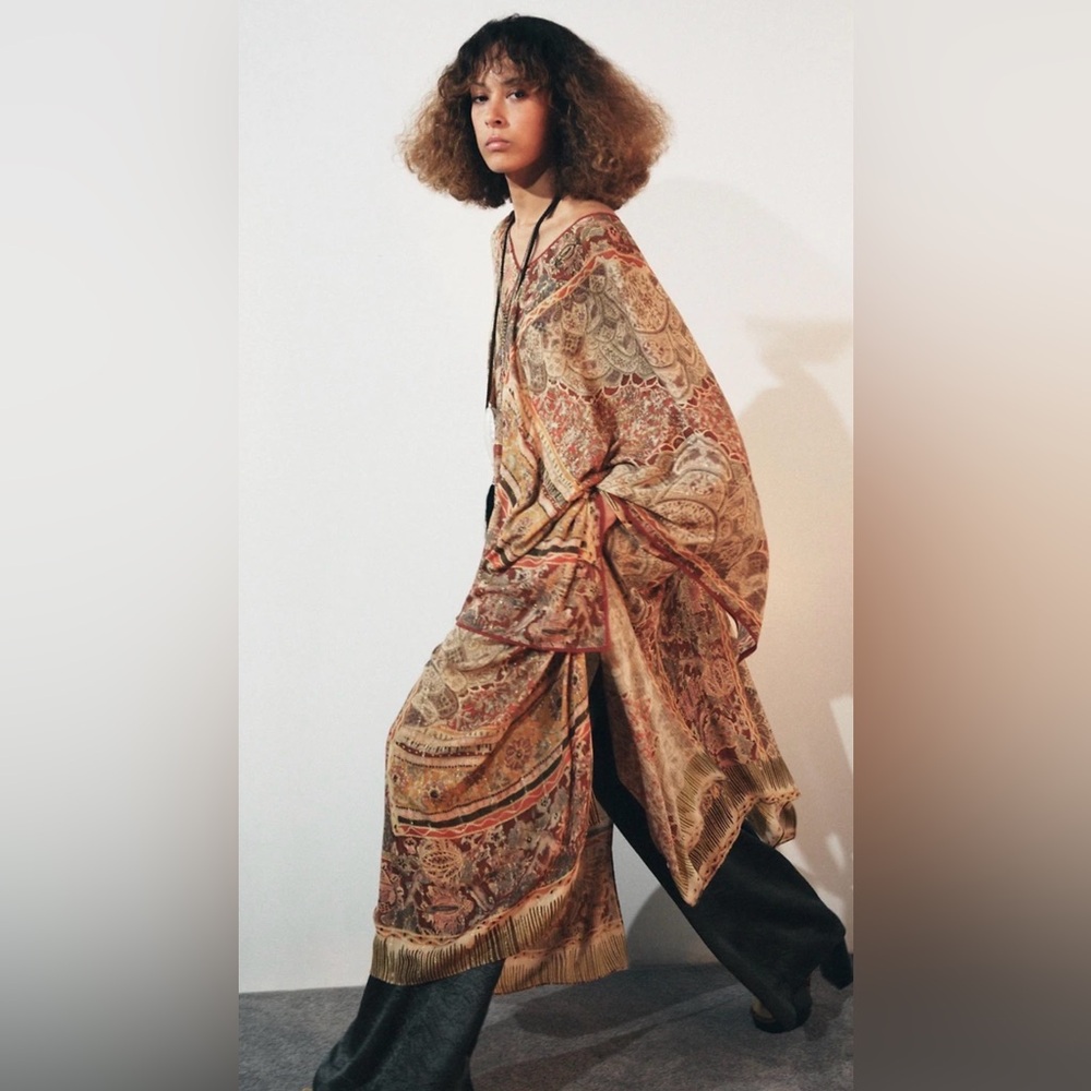 Zara Paisley Caftan Dress - Picture 3 of 10